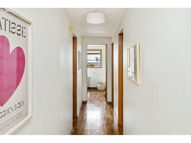 8217 Se 63RD Ave, Portland, OR 97206