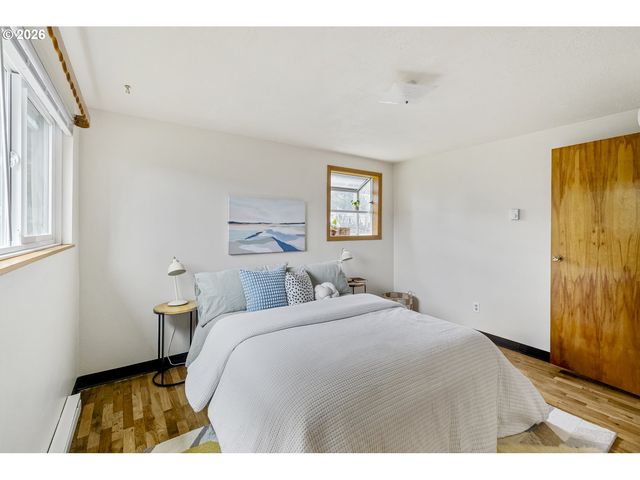 8217 Se 63RD Ave, Portland, OR 97206