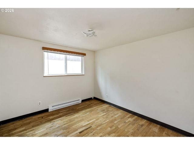 8217 Se 63RD Ave, Portland, OR 97206