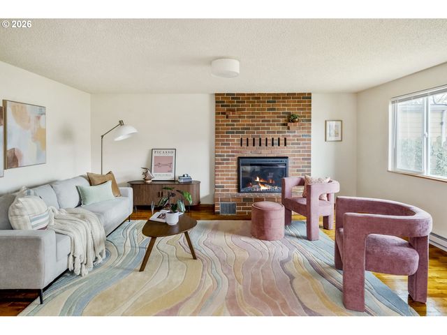 8217 Se 63RD Ave, Portland, OR 97206