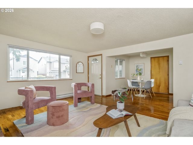 8217 Se 63RD Ave, Portland, OR 97206