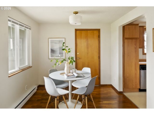 8217 Se 63RD Ave, Portland, OR 97206