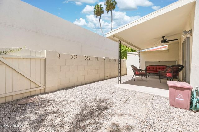 7823 E BONNIE ROSE Avenue, Scottsdale, AZ 85250