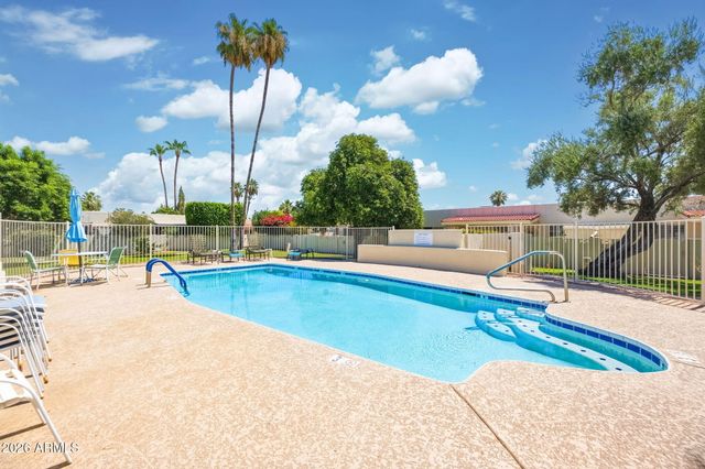7823 E BONNIE ROSE Avenue, Scottsdale, AZ 85250