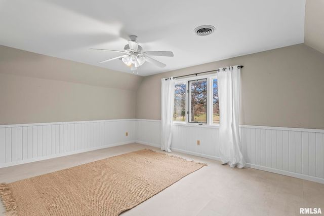 5 Woods End Lane, Springfield, IL 62711
