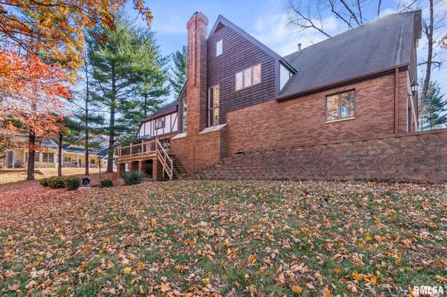 5 Woods End Lane, Springfield, IL 62711