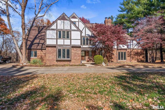 5 Woods End Lane, Springfield, IL 62711