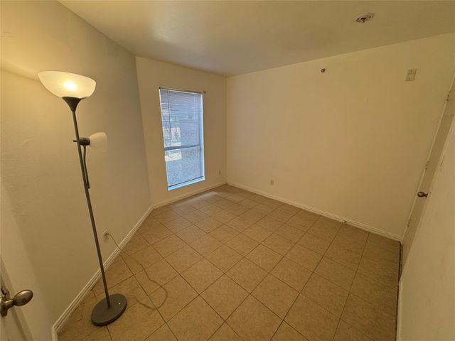 9817 Walnut Street 107, Dallas, TX 75243