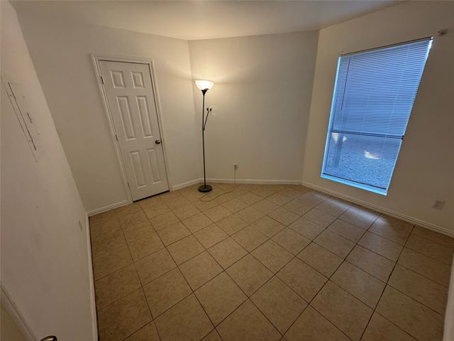 9817 Walnut Street 107, Dallas, TX 75243