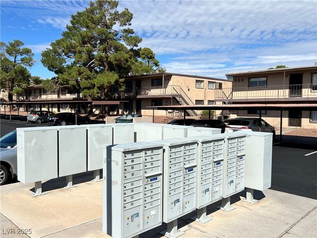 3720 Royal Crest Street 16 & 17, Las Vegas, NV 89119