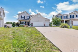 46 Red Brook Court, O'fallon, MO 63366