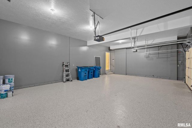 1600 E 5TH Street, Coal Valley, IL 61240