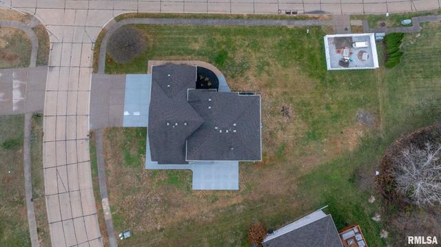 1600 E 5TH Street, Coal Valley, IL 61240