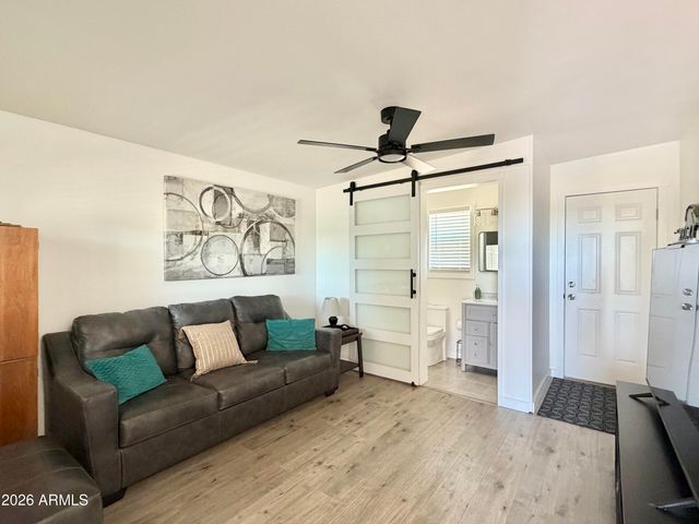 111 S GREENFIELD Road 636, Mesa, AZ 85206