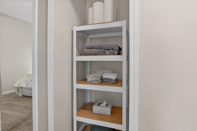 420 S Apple Road, Osceola, IN 46561