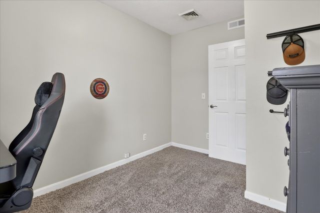 420 S Apple Road, Osceola, IN 46561