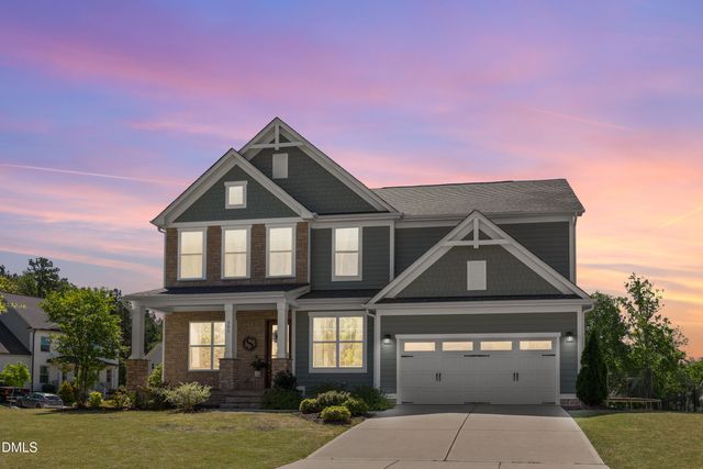 301 Silent Bend Drive, Holly Springs, NC 27540