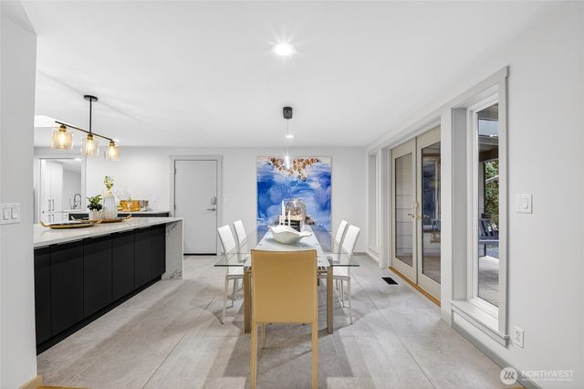 11223 109th Avenue NE, Kirkland, WA 98033