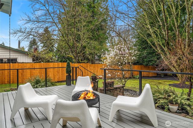 11223 109th Avenue NE, Kirkland, WA 98033