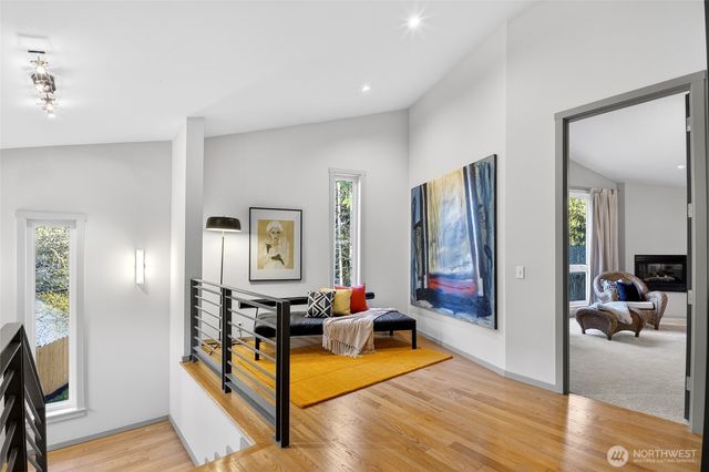 11223 109th Avenue NE, Kirkland, WA 98033