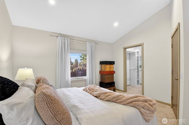 11223 109th Avenue NE, Kirkland, WA 98033