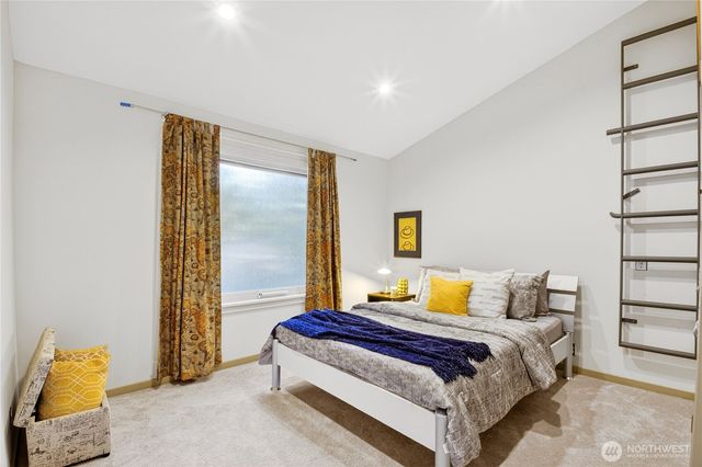 11223 109th Avenue NE, Kirkland, WA 98033