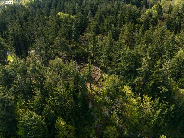 476 COUNTRY CLUB Rd, Hood River, OR 97031