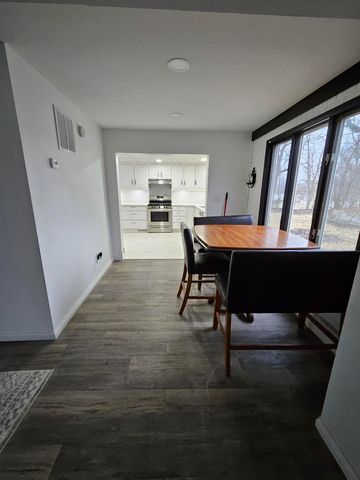 2716 Locust Street, Portage, IN 46368