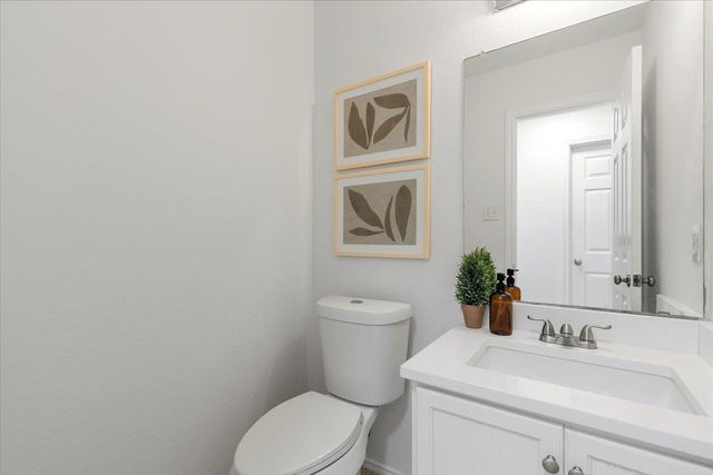 1801 Brentwood DR, Leander, TX 78641