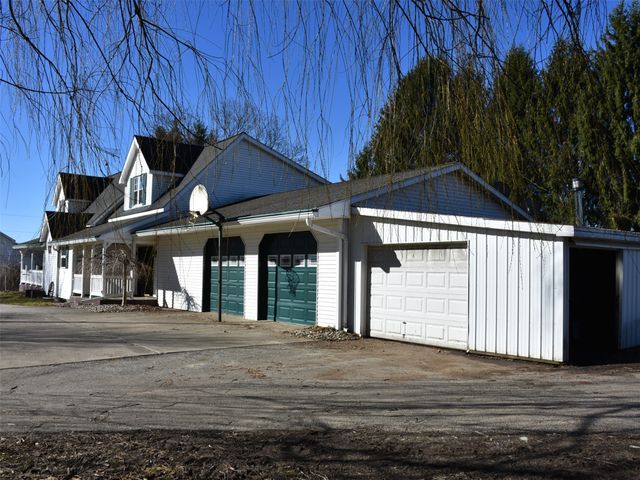 32788 STATE HWY 27, Guys Mills, PA 16327