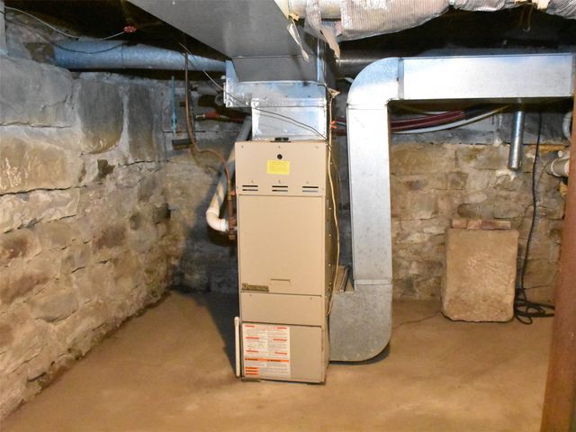 32788 STATE HWY 27, Guys Mills, PA 16327