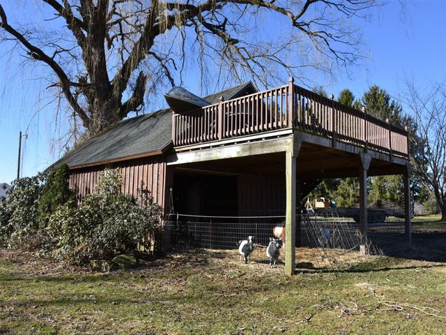 32788 STATE HWY 27, Guys Mills, PA 16327