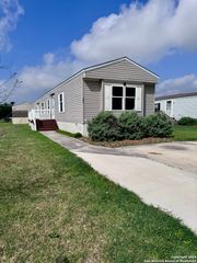 244 Cactus Wren Loop, New Braunfels, TX 78130