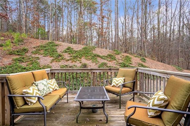 642 Royal Crest Court, Canton, GA 30115