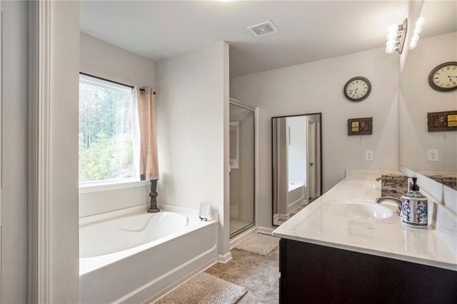 642 Royal Crest Court, Canton, GA 30115