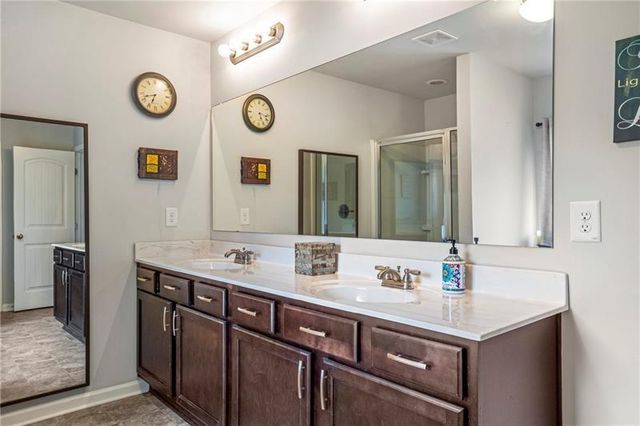 642 Royal Crest Court, Canton, GA 30115