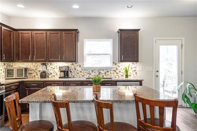 642 Royal Crest Court, Canton, GA 30115