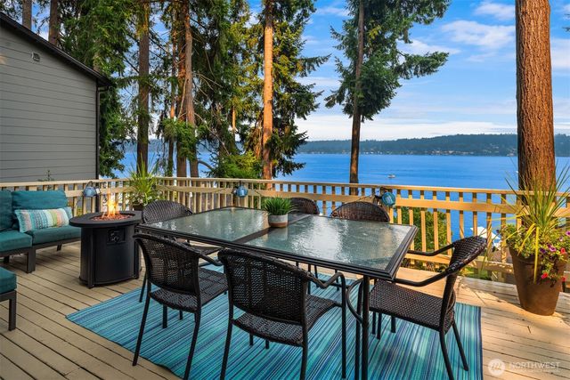 1602 W Lake Sammamish Parkway SE, Bellevue, WA 98008
