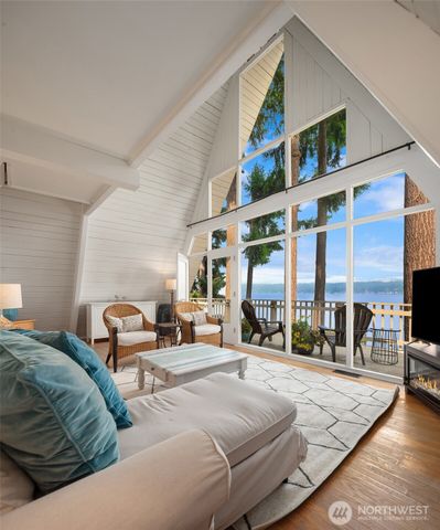 1602 W Lake Sammamish Parkway SE, Bellevue, WA 98008