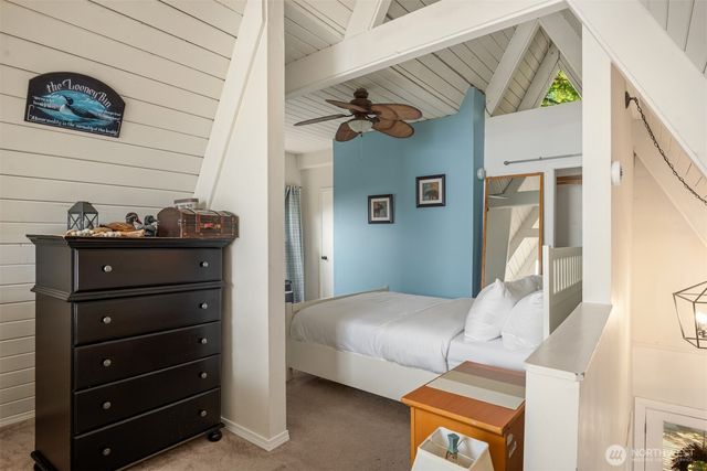 1602 W Lake Sammamish Parkway SE, Bellevue, WA 98008