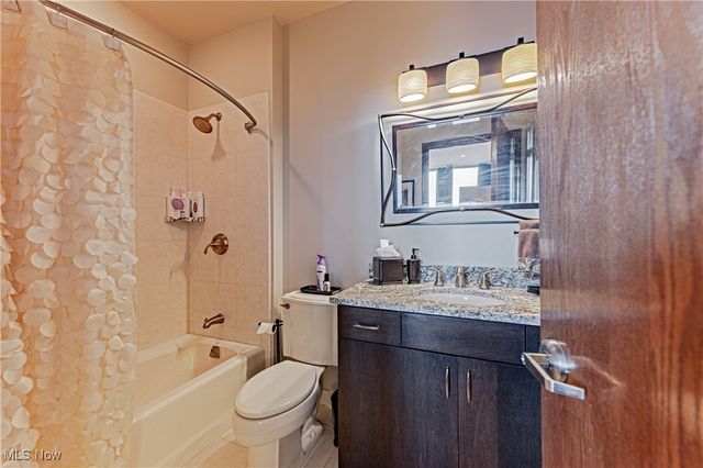 701 W Lakeside Avenue 606, Cleveland, OH 44113