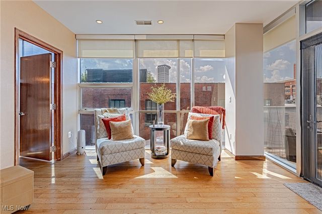 701 W Lakeside Avenue 606, Cleveland, OH 44113