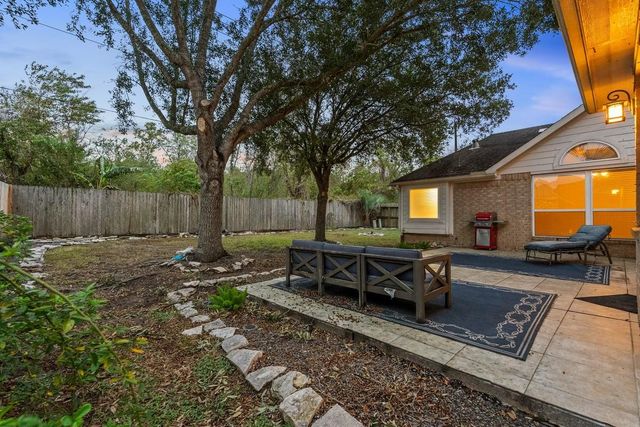 2231 Water Way, Seabrook, TX 77586