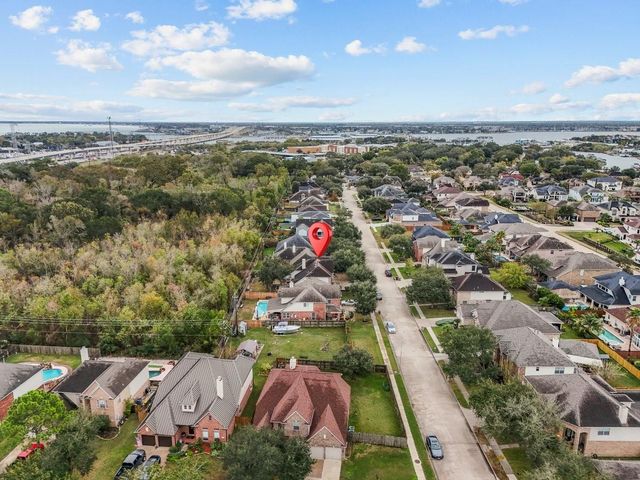 2231 Water Way, Seabrook, TX 77586