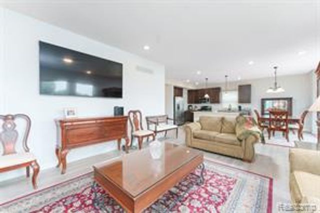 10070 Kylie Drive, Brighton, MI 48116