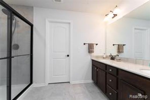 10070 Kylie Drive, Brighton, MI 48116