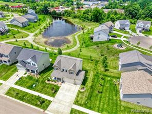 10070 Kylie Drive, Brighton, MI 48116