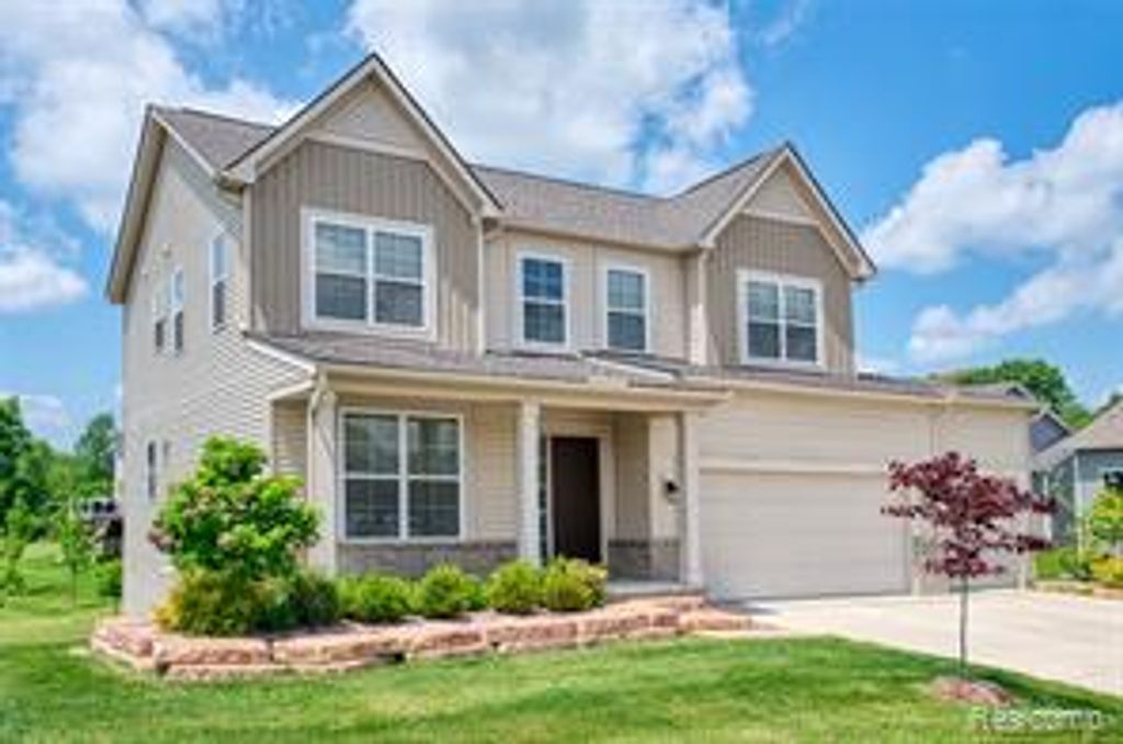 10070 Kylie Drive, Brighton, MI 48116