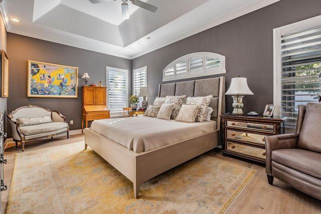 3308 W KNIGHTS AVENUE, Tampa, FL 33611