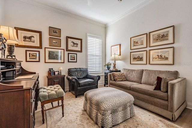 3308 W KNIGHTS AVENUE, Tampa, FL 33611